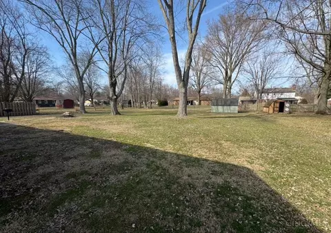 844 Hawthorne Dr, Cincinnati, OH 45245 photo 22