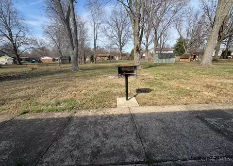844 Hawthorne Dr, Cincinnati, OH 45245 photo 30