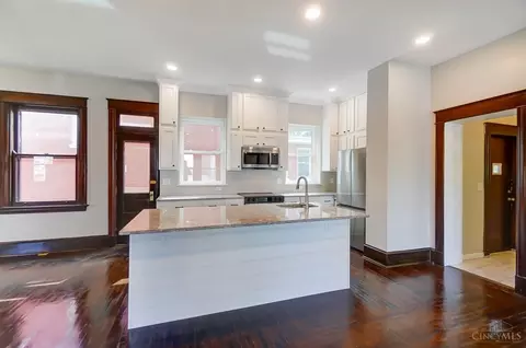 Kitchen - 3467 Hudson Ave, Cincinnati, OH 45207 photo 2 of 6