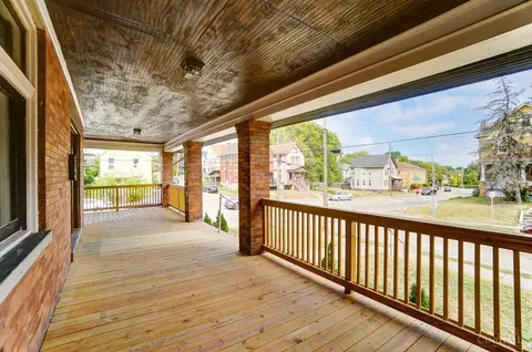 Exterior - 3467 Hudson Ave, Cincinnati, OH 45207 photo 3 of 11