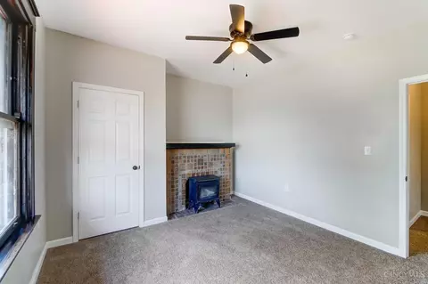 Living - 3467 Hudson Ave, Cincinnati, OH 45207 photo 10 of 10
