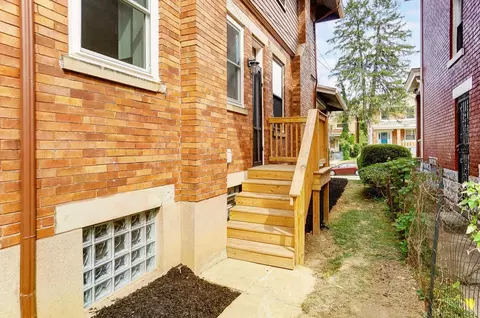 Exterior - 3467 Hudson Ave, Cincinnati, OH 45207 photo 9 of 11