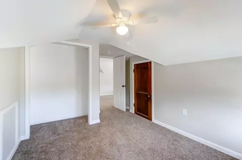 Bedroom - 3467 Hudson Ave, Cincinnati, OH 45207 photo 6 of 7