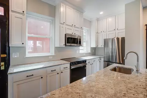 Kitchen - 3467 Hudson Ave, Cincinnati, OH 45207 photo 3 of 6