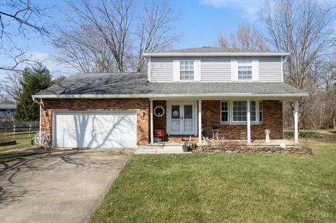 3429 Gimli Dr, Amelia, OH 45102