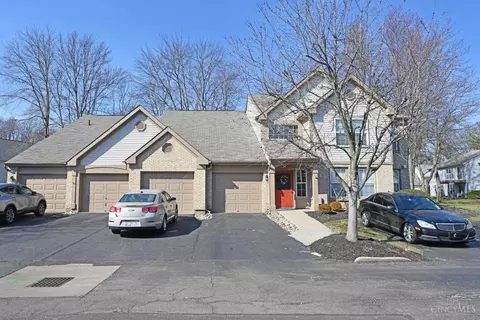 3989 Maplecove Ln, Cincinnati, OH 45255