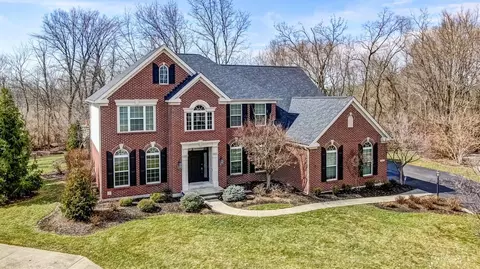 5869 Buckingham Ln, Mason, OH 45040
