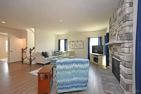 2311 Streamside Dr, Batavia, OH 45103 photo 6