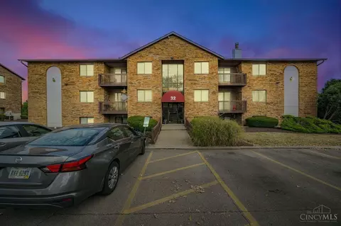 32 Providence Dr, Fairfield, OH 45014