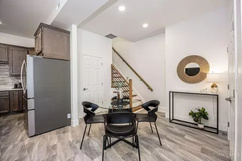 Dining - 4044 Eastern Ave, Cincinnati, OH 45226 photo 1 of 2