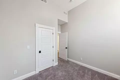 Bedroom - 2600 Hackberry St, Cincinnati, OH 45206 photo 2 of 4