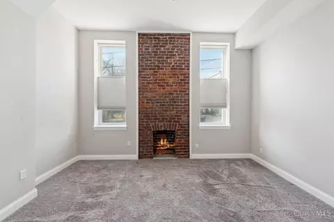 Living - 2600 Hackberry St, Cincinnati, OH 45206 photo 9 of 9