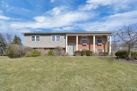 7476 Jean Dr, West Chester, OH 45069