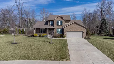 6018 Meadow Falls Dr, Hamilton, OH 45011