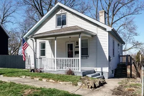 805 Fourth St, Reading, OH 45215 photo 3