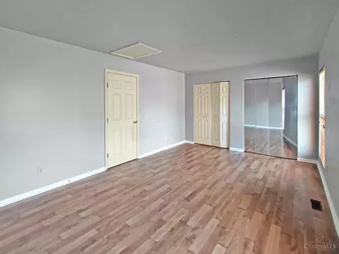 Bedroom - 3429 Reading Rd, Cincinnati, OH 45229 photo 3 of 3