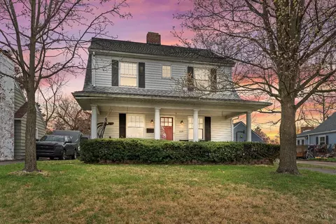 209 Kenwood Dr, Middletown, OH 45042