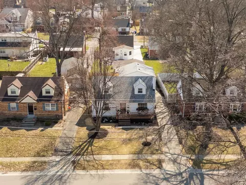 View/Area - 7817 Mapleleaf Dr, Madeira, OH 45243 photo 2 of 4