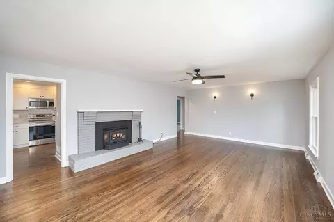 8636 Plainfield Ln, Cincinnati, OH 45236 photo 3