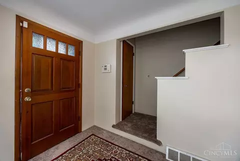 Entry Way - 1170 Tassie Ln, Cincinnati, OH 45231 photo 1 of 1