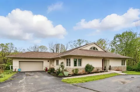 10142 Good News Ln, Colerain Twp, OH 45252