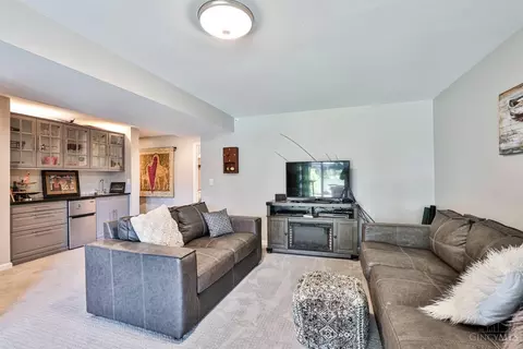 Living - 8475 Sunfish Ln, Maineville, OH 45039 photo 5 of 6