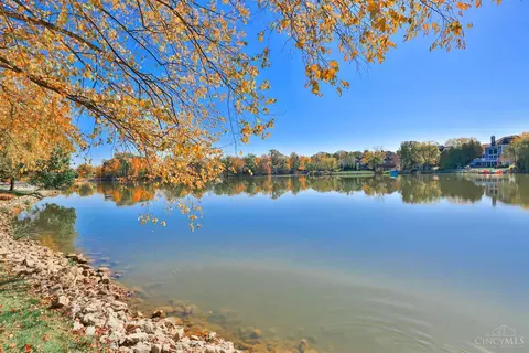 View/Area - 8475 Sunfish Ln, Maineville, OH 45039 photo 1 of 10