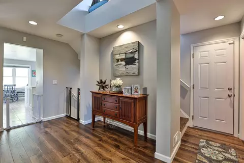 Entry Way - 8475 Sunfish Ln, Maineville, OH 45039 photo 2 of 2