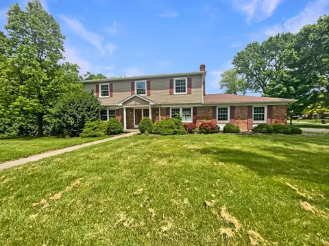 2920 Stanwin Pl, Evendale, OH 45241