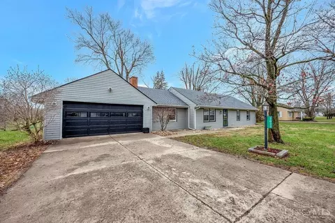 3027 Scott Rd, Oxford, OH 45056
