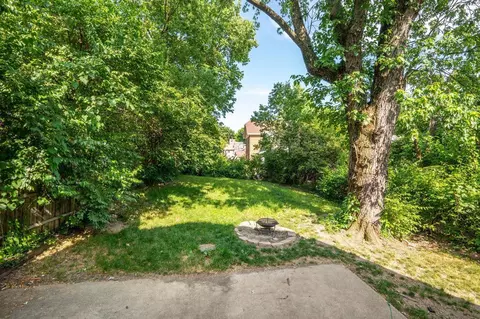 Exterior - 948 Kirbert Ave, Cincinnati, OH 45205 photo 7 of 12