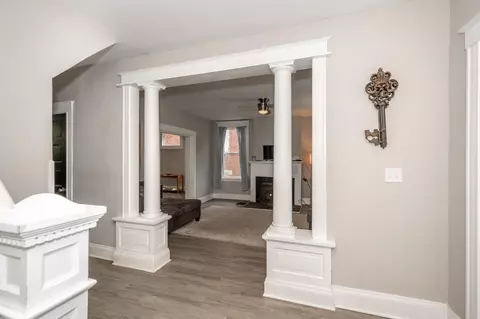 Entry Way - 948 Kirbert Ave, Cincinnati, OH 45205 photo 4 of 6
