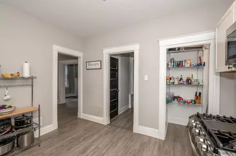 Entry Way - 948 Kirbert Ave, Cincinnati, OH 45205 photo 5 of 6