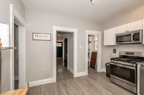 Entry Way - 948 Kirbert Ave, Cincinnati, OH 45205 photo 6 of 6