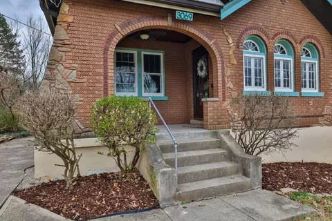 Exterior - 3069 Penrose Pl, Cincinnati, OH 45211 photo 3 of 6