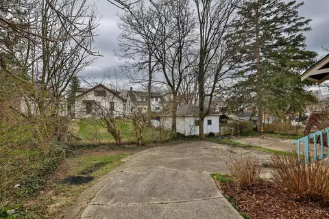 Exterior - 3069 Penrose Pl, Cincinnati, OH 45211 photo 5 of 6