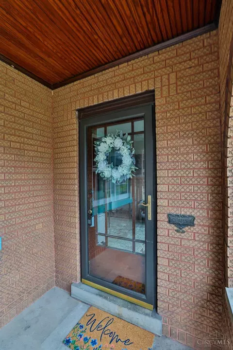 Exterior - 3069 Penrose Pl, Cincinnati, OH 45211 photo 4 of 6