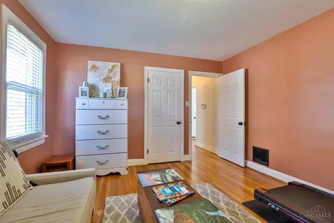 Other - 3916 Oak Ave, Silverton, OH 45236 photo 2 of 9
