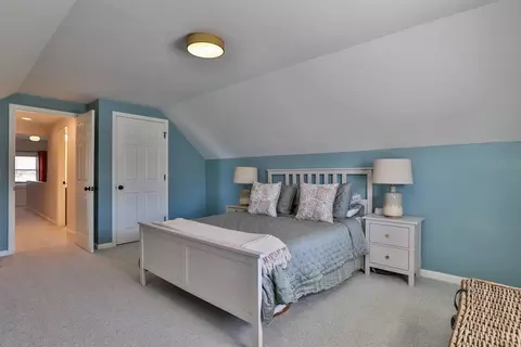 Bedroom - 3916 Oak Ave, Silverton, OH 45236 photo 2 of 6