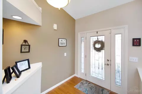 6655 Spring Arbor Dr, Mason, OH 45040 photo 2
