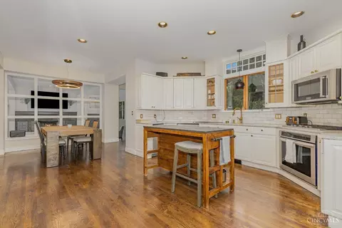 Kitchen - 3918 Devonshire Dr, Cincinnati, OH 45226 photo 3 of 3