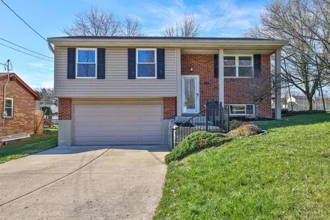 1285 Sanborn Ct, Reading, OH 45215
