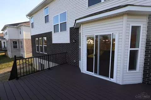 5560 Timberhill Dr, Fairfield Twp, OH 45011
