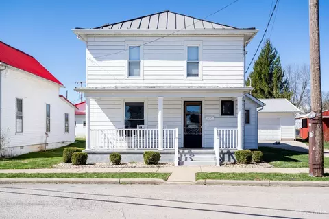 127 High St, Peebles, OH 45660