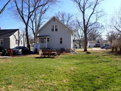 Exterior - 4406 Galbraith Rd, Cincinnati, OH 45236 photo 2 of 3