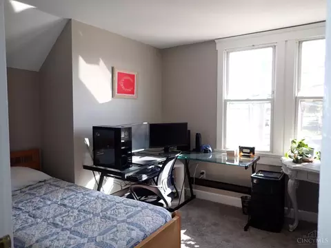 Bedroom - 4406 Galbraith Rd, Cincinnati, OH 45236 photo 3 of 3