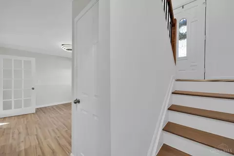 Entry Way - 12030 Mill Rd, Cincinnati, OH 45240 photo 4 of 4