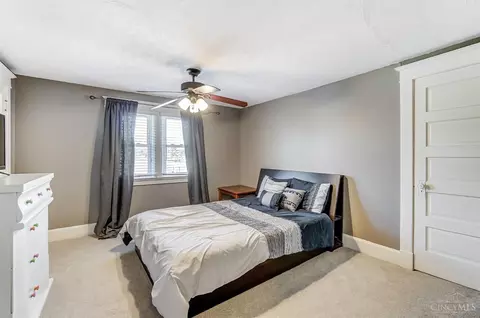 Bedroom - 4231 Galbraith Rd, Deer Park, OH 45236 photo 1 of 5