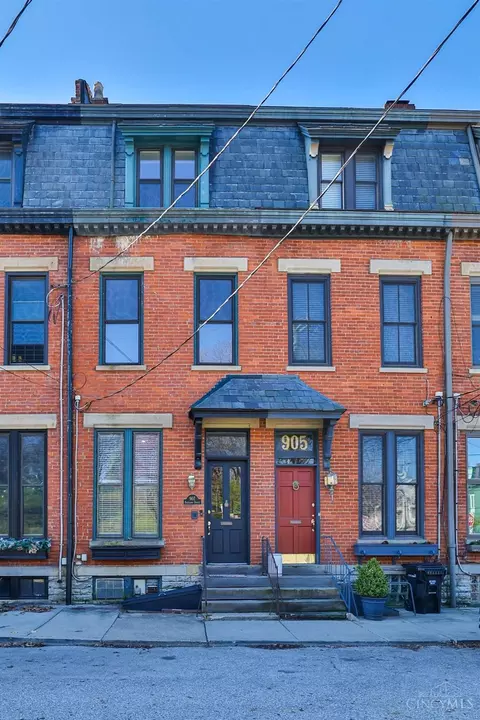 907 Paradrome St, Cincinnati, OH 45202