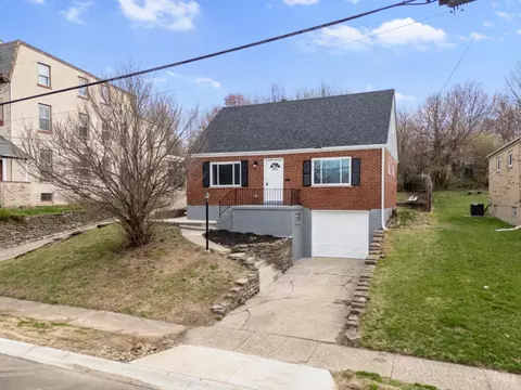 Exterior - 3210 Cavanaugh Ave, Cincinnati, OH 45211 photo 3 of 7